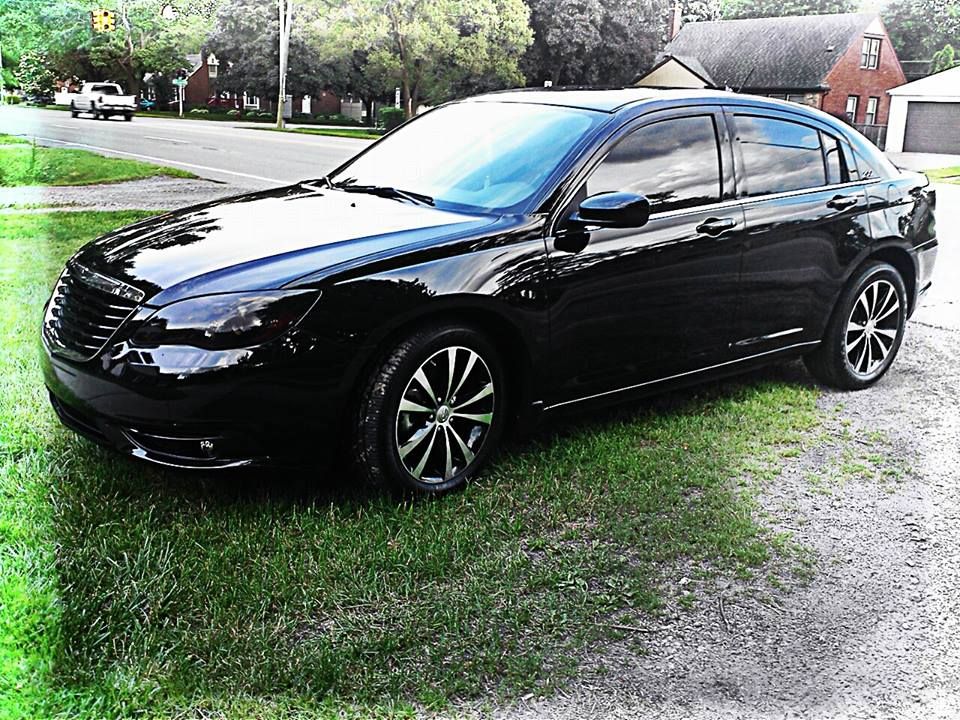 Featured image of post 2012 Chrysler 200 Blacked Out